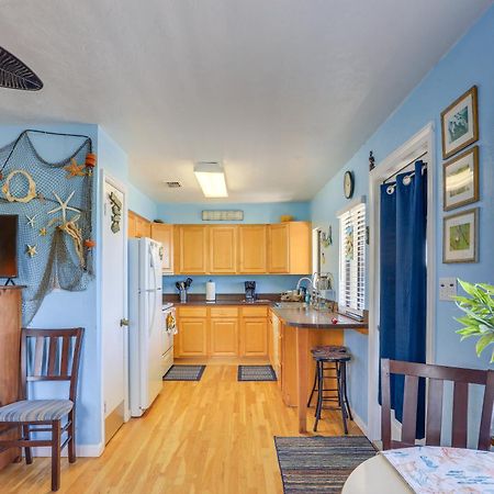Waterfront Cedar Key Duplex Home Grill And Dock! Eksteriør billede