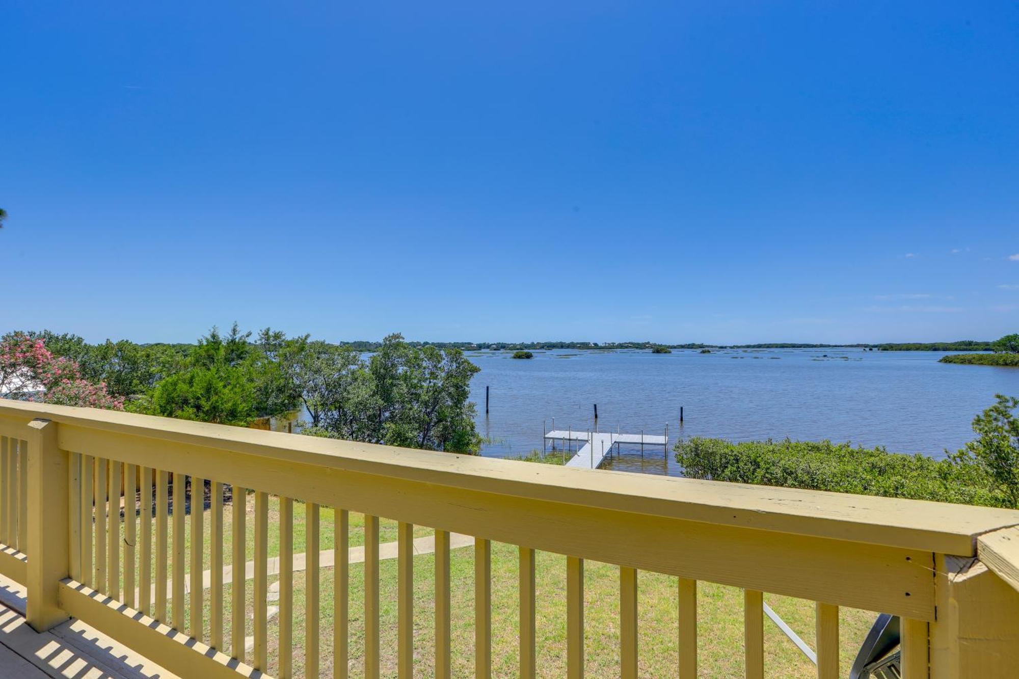 Waterfront Cedar Key Duplex Home Grill And Dock! Eksteriør billede